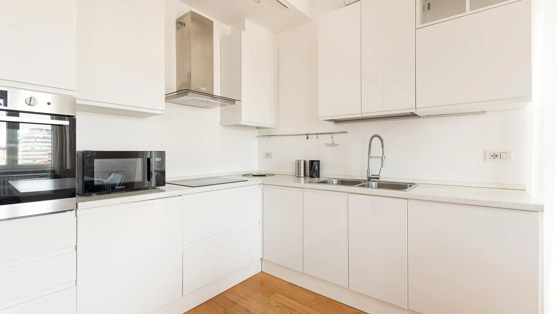 Bright Apartment Milano Centrale